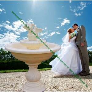 Sz&ouml;kők&uacute;t esk&uuml;vőkre vagy n&aacute;szaj&aacute;nd&eacute;knak 