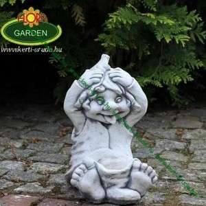 Kerti t&ouml;rpe tavasz man&oacute; &uuml;ltetős 