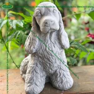 Sp&aacute;niel szobor 