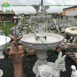 Kerti sz&ouml;kők&uacute;t 