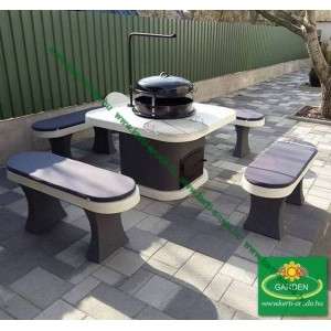 Kerti grills&uuml;tő