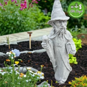 Gandalf varázsló kerti szobor