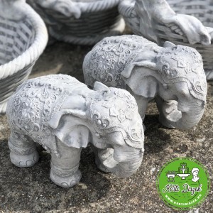 Indiai elef&aacute;nt szobor