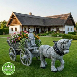 &Oacute;ri&aacute;si lovas szek&eacute;r szobor