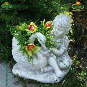 Hatty&uacute;s l&aacute;ny kasp&oacute;val 