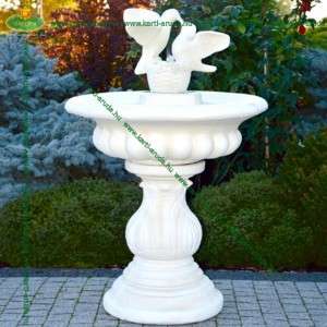 Esk&uuml;vői csobog&oacute; dekor&aacute;ci&oacute; 