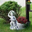 k&uuml;l&ouml;nleges vir&aacute;gtart&oacute; k&uuml;lt&eacute;ri